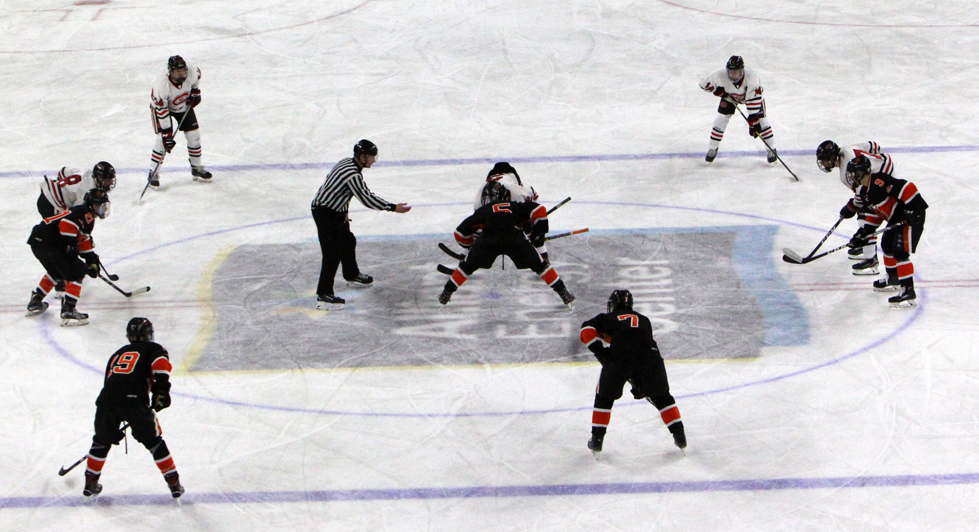 Chi-Hi boys hockey vs Verona at Division 1 state semifinals 3-6-20